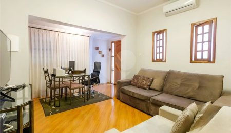 Casa à venda com 3 quartos, sendo 1 suíte, em Perdizes, São Paulo, SP