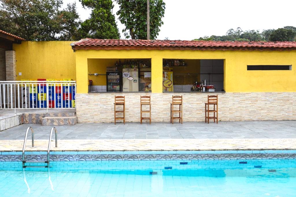 Chácara à venda com 3 quartos, sendo 1 suíte, em Vila São Pedro, Suzano, SP