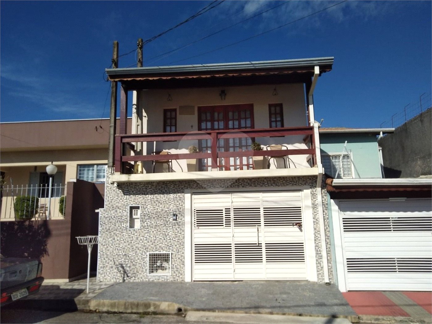 Sobrado à venda com 2 quartos em Reneville, Mairinque, SP
