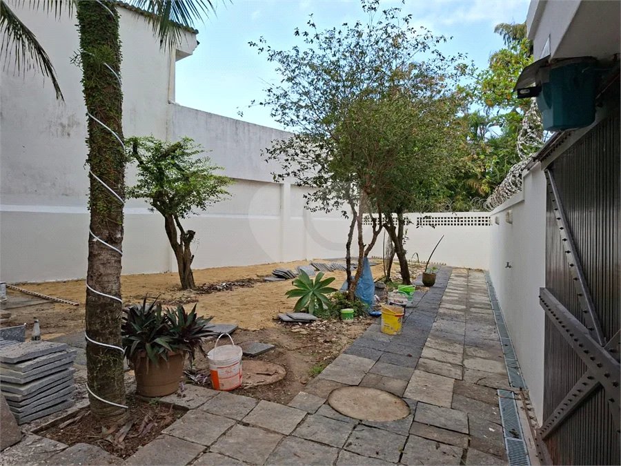 Casa à venda com 3 quartos, sendo 1 suíte, em Vargem Pequena, Rio de Janeiro, RJ
