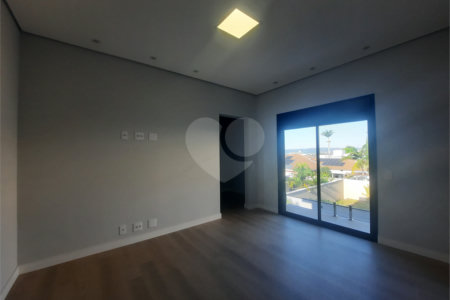 Casa à venda com 3 suítes em Nações, Valinhos, SP