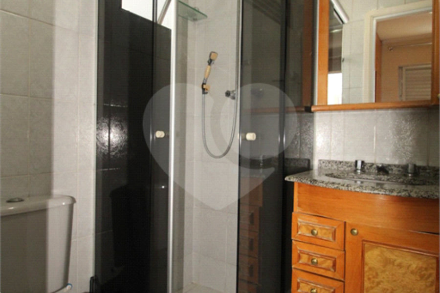 Apartamento à venda ou para alugar com 2 quartos, sendo 1 suíte,  em Parada Inglesa, São Paulo, SP