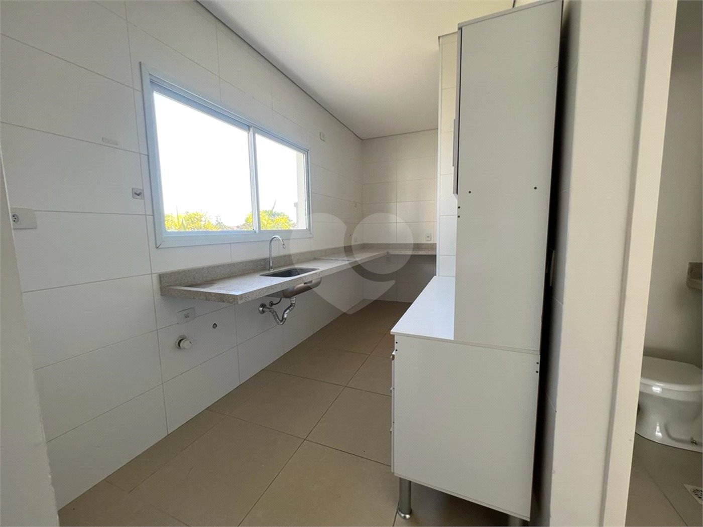 Casa à venda com 3 quartos, sendo 1 suíte, em Jardim Semiramis, Cotia, SP