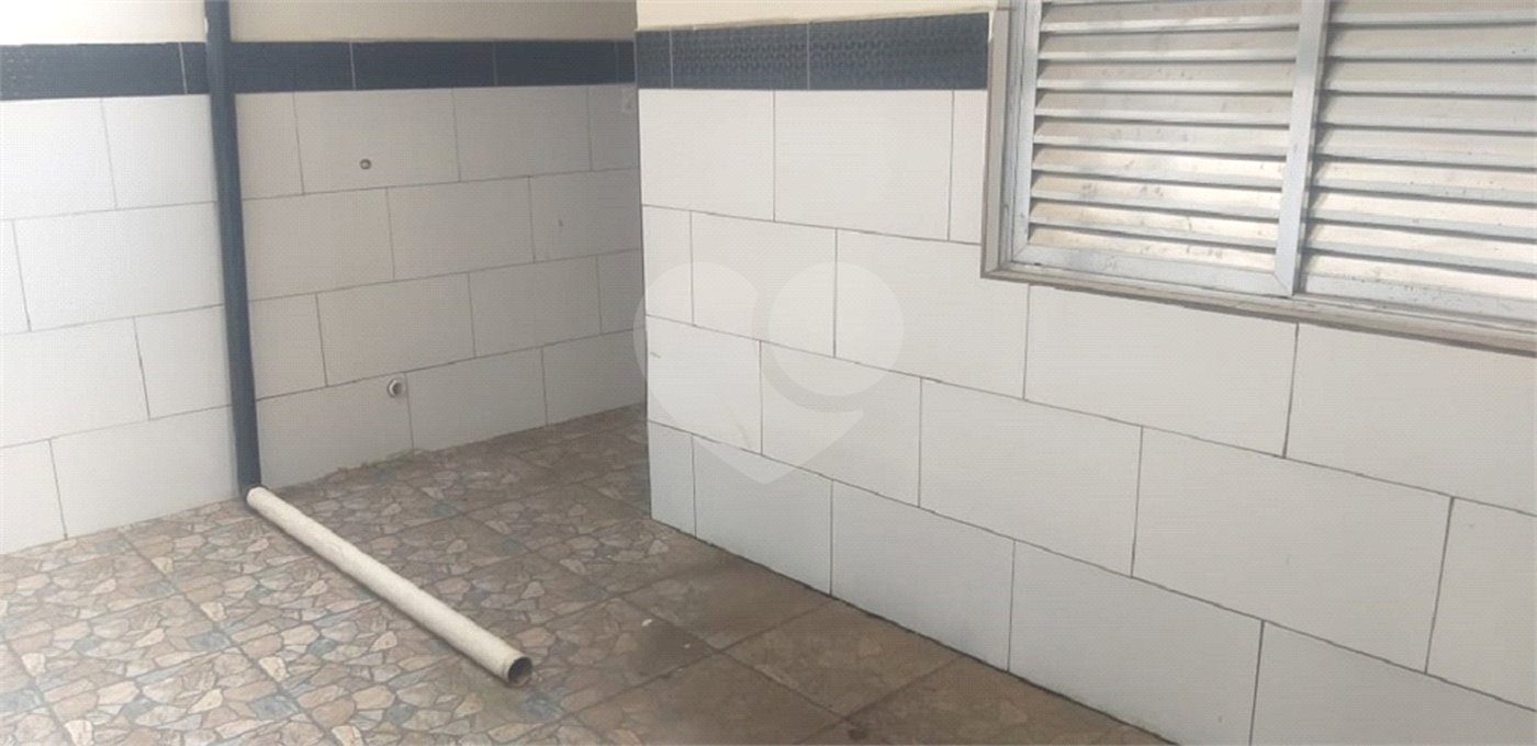 Sobrado à venda com 2 quartos em Sumarezinho, São Paulo, SP