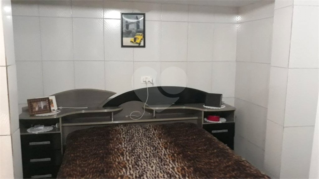 Sobrado à venda com 3 quartos, sendo 1 suíte, em Parque Continental I, Guarulhos, SP