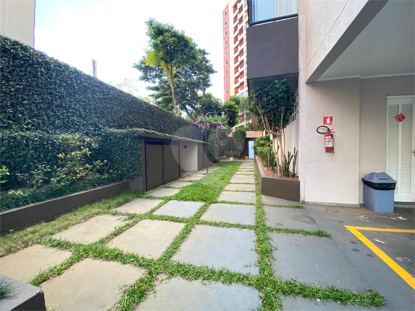 Apartamento à venda com 2 quartos, sendo 1 suíte, em Campo Grande, São Paulo, SP