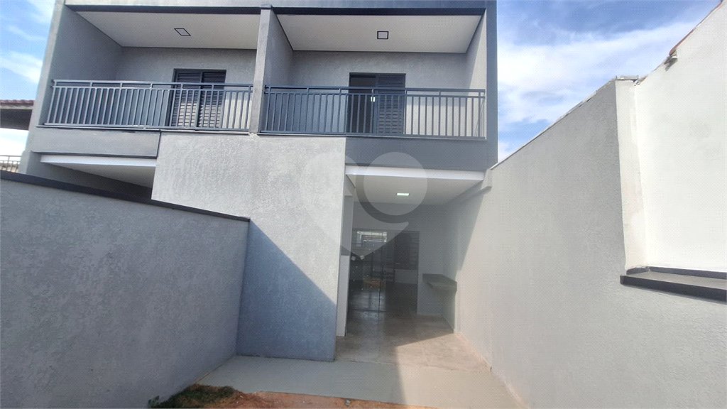 Casa de Vila à venda com 2 suítes em Wanel Ville, Sorocaba, SP