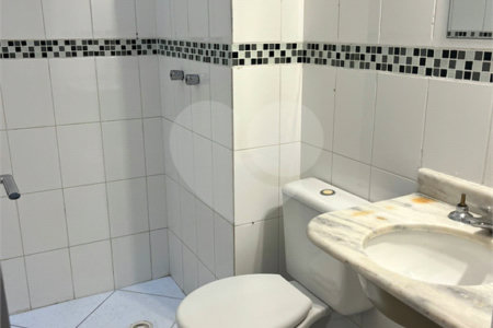 Casa à venda com 3 quartos no condomínio Jd Rebelato, Cotia - SP