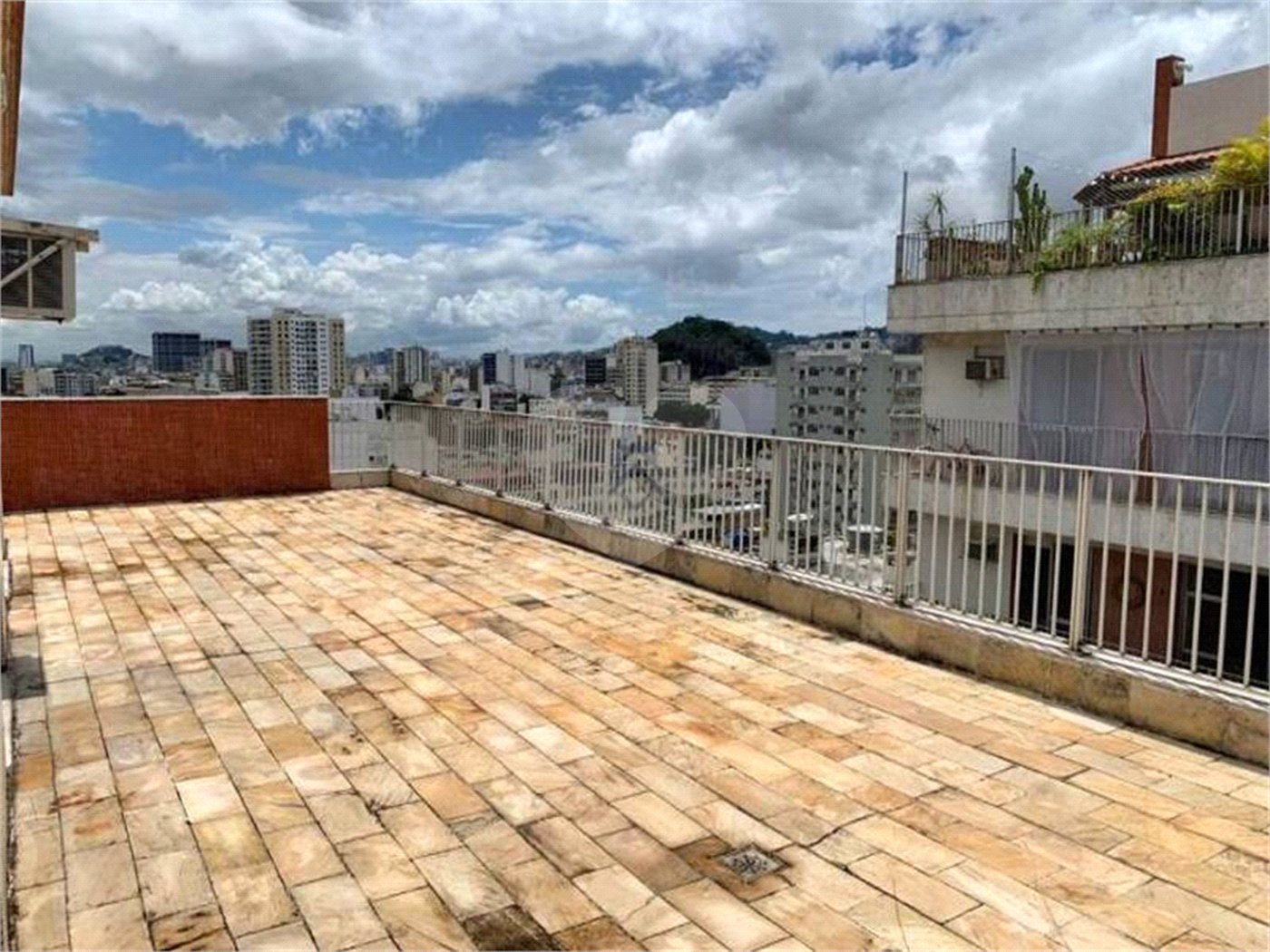 Cobertura à venda com 3 quartos, sendo 1 suíte, em Vila Isabel, Rio de Janeiro, RJ
