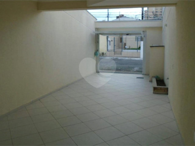 Sobrado à venda com 3 quartos, sendo 1 suíte,  em Jabaquara, São Paulo, SP