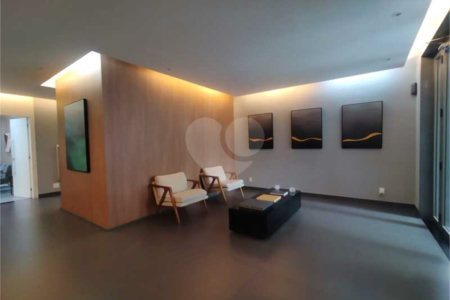 Flat à venda com 1 quarto em Moema, São Paulo, SP