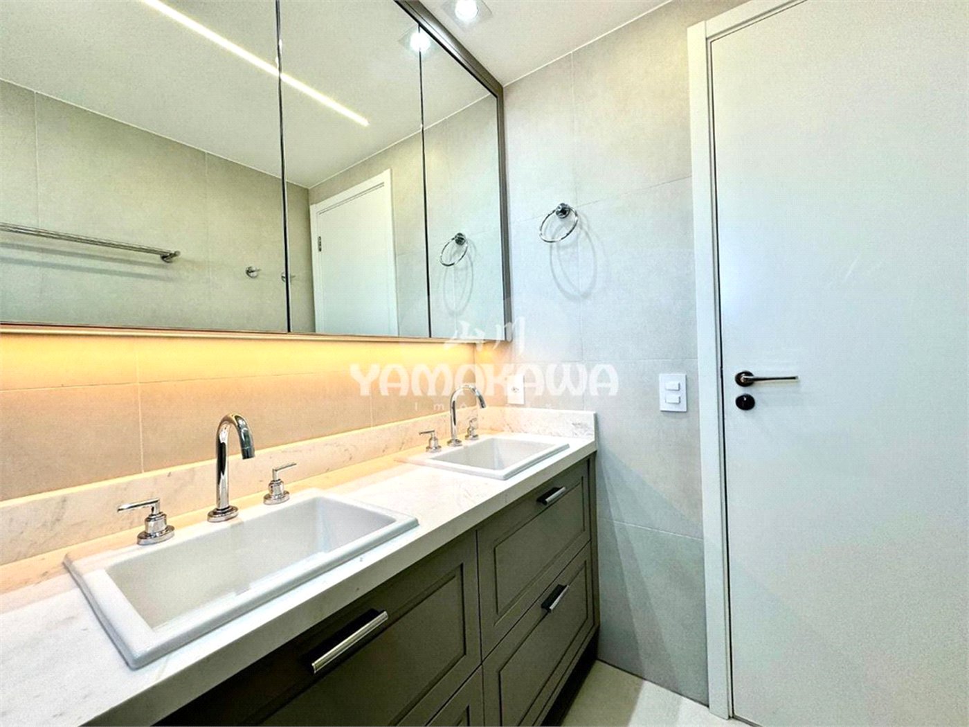 Apartamento à Venda no Anália Franco Condomínio Araribá com 165m² 3 suítes 3 vagas Condominio Clube Aceita Permuta por apto de maior valor na região