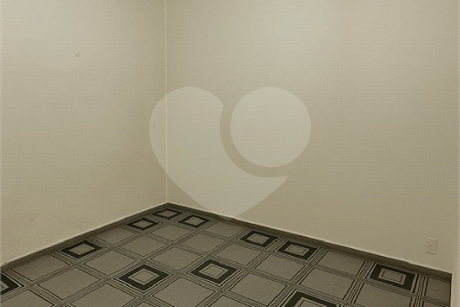 Sobrado à venda com 3 quartos, sendo 1 suíte, em Tremembé, São Paulo, SP