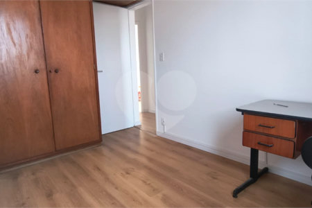 Apartamento à venda com 2 quartos em Jardim Ivana, São Paulo, SP