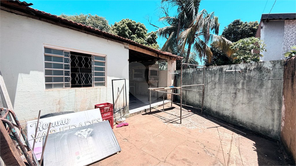 Casa à venda com 2 quartos, sendo 1 suíte, no Centro, Três Lagoas, MS