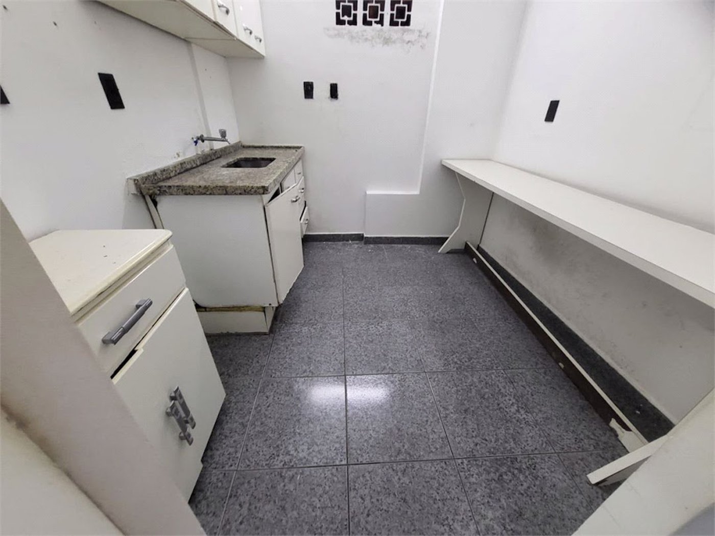 Sala para alugar, 240 m² por R$ 7.000,00 - Vila Belmiro - Santos/SP