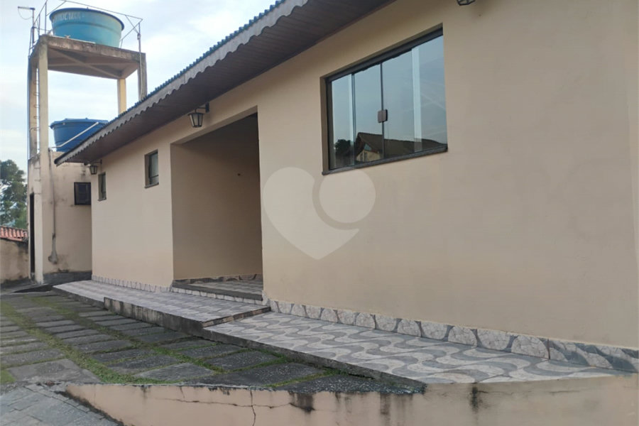 Casa à venda com 4 quartos em Barreiro, Mairiporã, SP