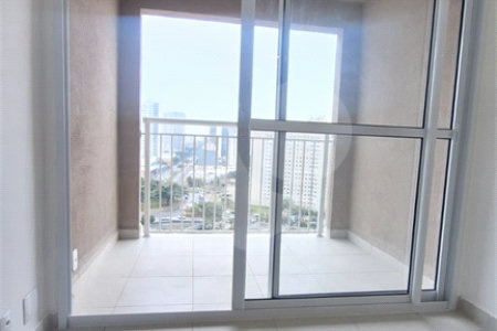 Apartamento à venda com 2 quartos em Parque Industrial Tomas Edson, São Paulo, SP