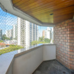 Apartamento à venda com 4 quartos, sendo 1 suíte, em Moema, São Paulo, SP