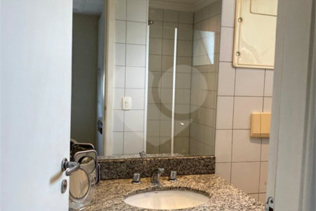 Apartamento à venda com 3 suítes em Paraíso do Morumbi, São Paulo, SP