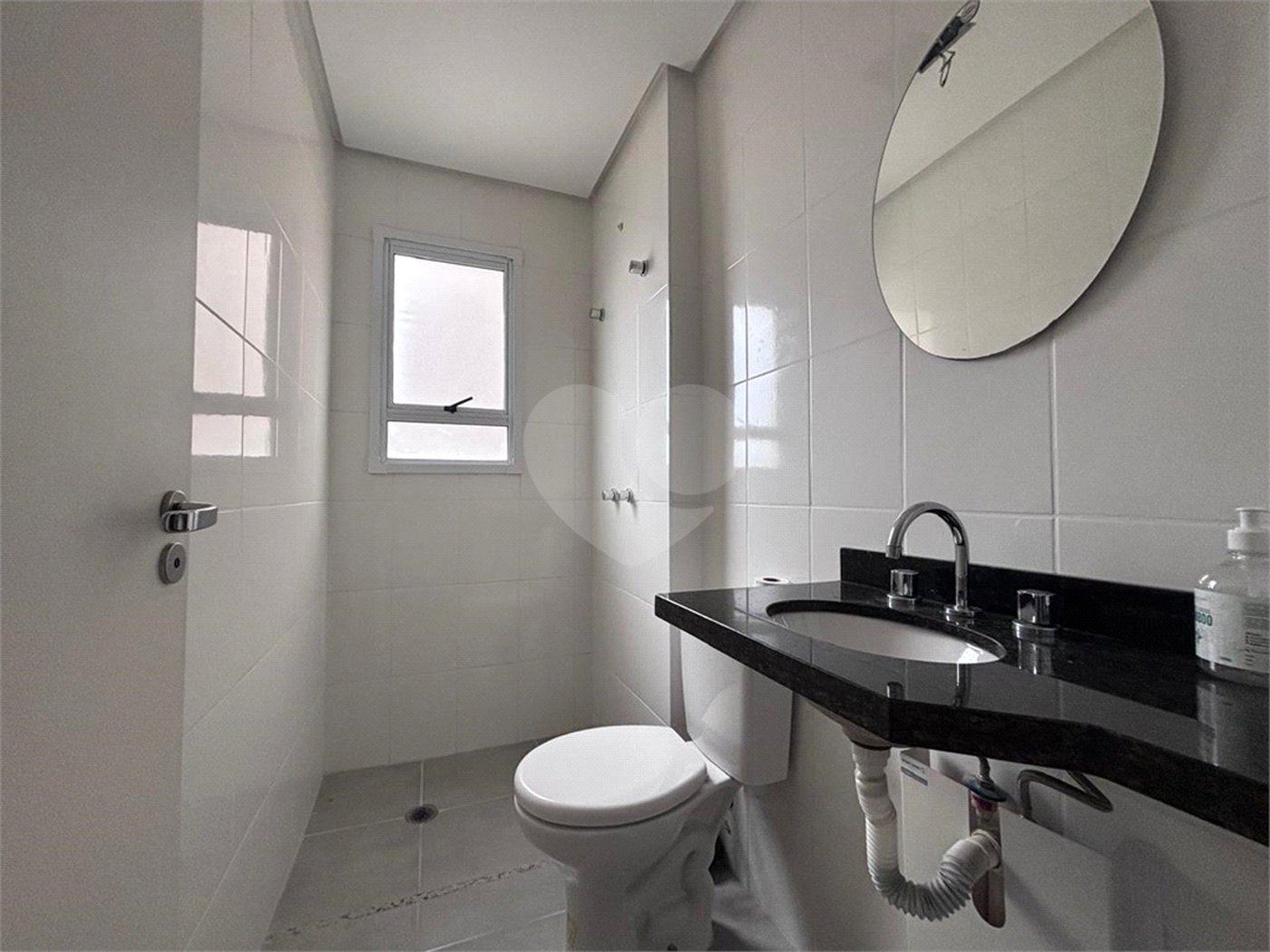 Apartamento à venda com 2 quartos, sendo 1 suíte, em Aparecidinha, Sorocaba, SP