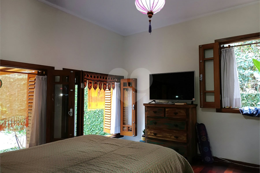 Casa à venda com 2 suítes em Horto Florestal, São Paulo, SP