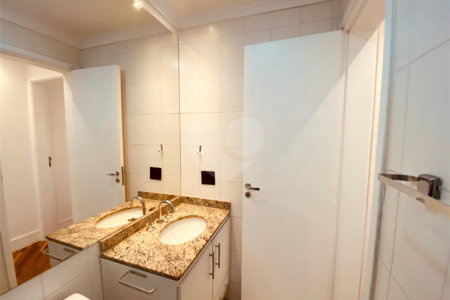Cobertura à venda com 3 quartos, sendo 1 suíte, em Baeta Neves, São Bernardo do Campo, SP