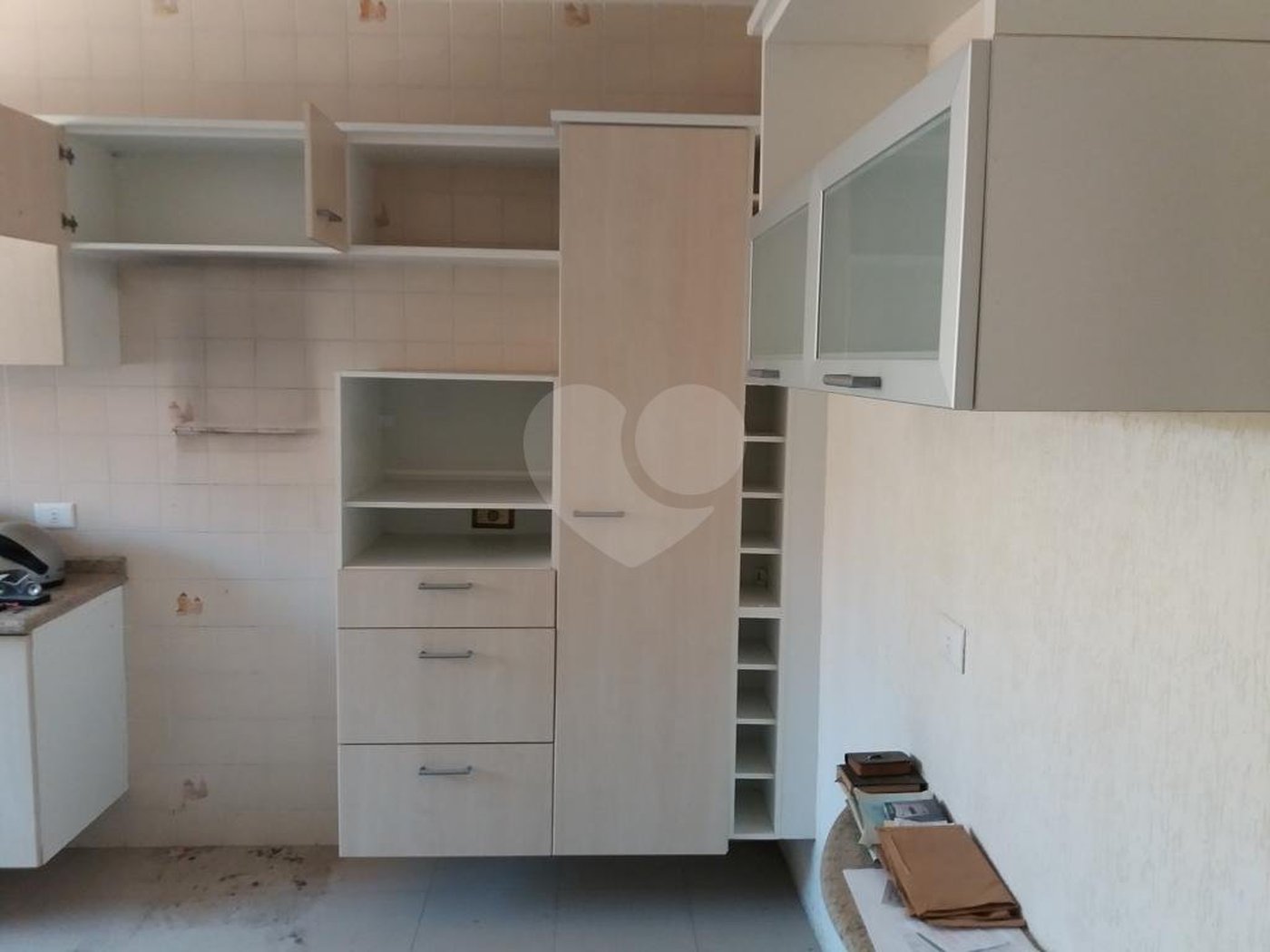 Sobrado à venda com 4 quartos, sendo 1 suíte, em Tremembé, São Paulo, SP