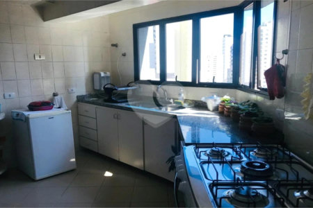 Apartamento à venda com 4 quartos, sendo 2 suítes, em Cerqueira César, São Paulo, SP