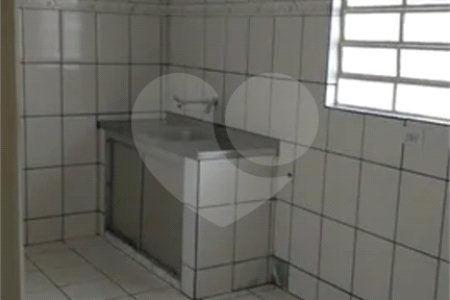 Casa à venda com 2 quartos em Conjunto Residencial São Francisco, Taubaté, SP