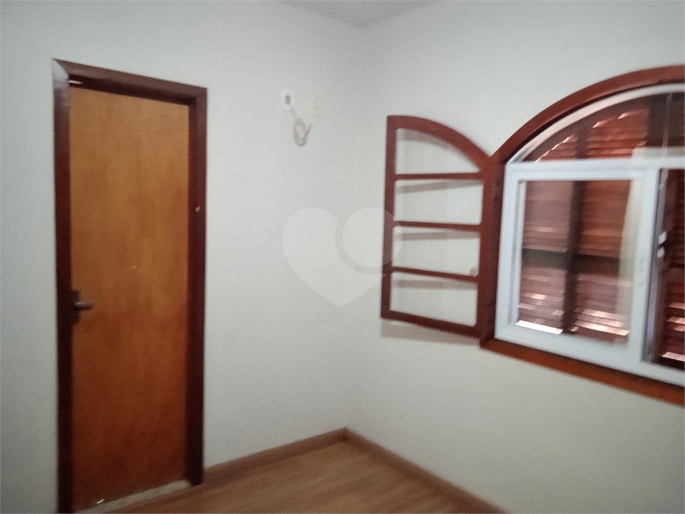 Sobrado à venda com 3 suítes em Jaçanã, São Paulo, SP
