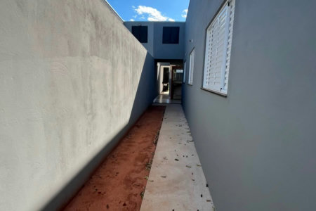 Casa à venda com 3 quartos, sendo 1 suíte,  em Bela Vista da Lagoa, Três Lagoas, MS
