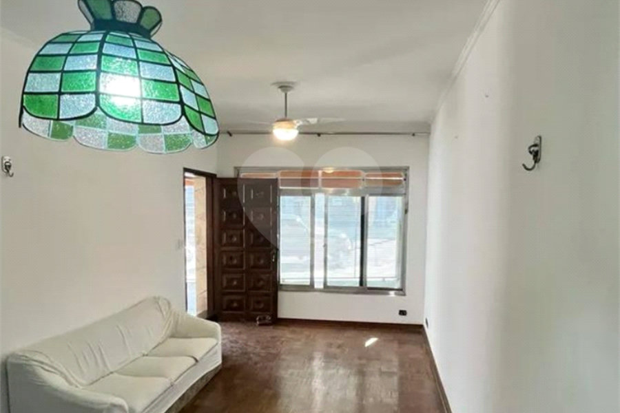 Casa à venda com 4 quartos, sendo 1 suíte, em Santana, São Paulo, SP