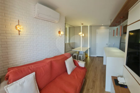 Apartamento à venda com 3 quartos, sendo 1 suíte, em Parada Inglesa, São Paulo, SP