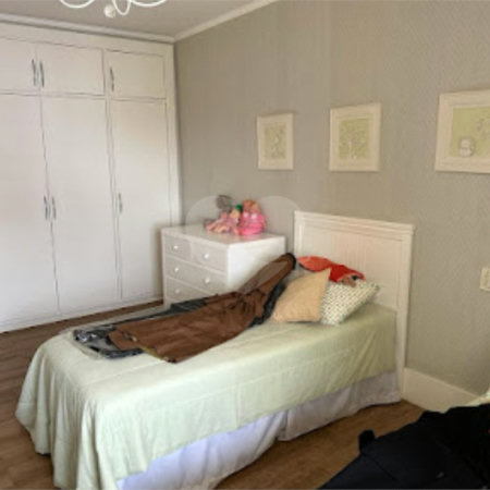 Apartamento à venda com 3 quartos, sendo 1 suíte, em Higienópolis, São Paulo, SP