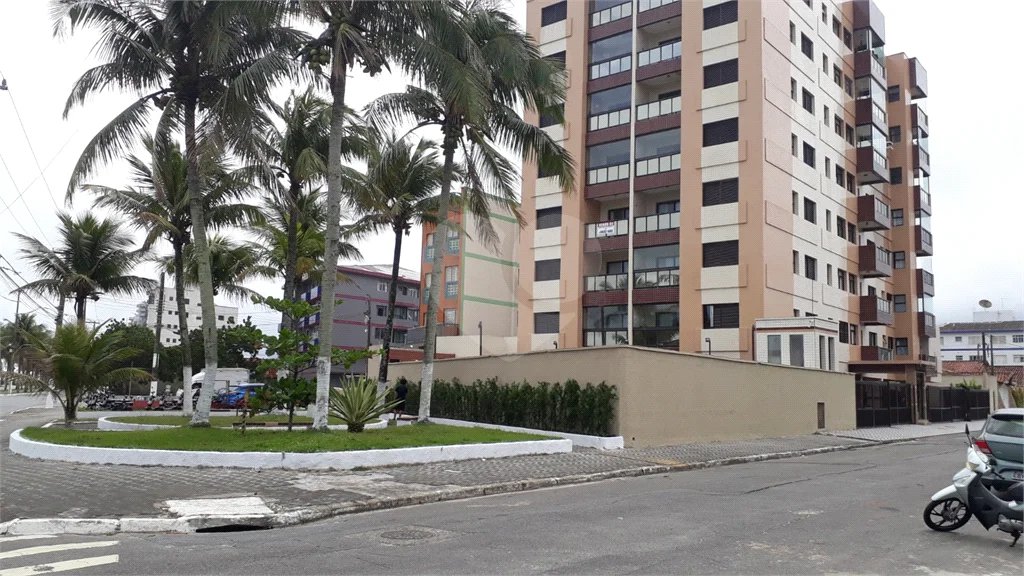 Apartamento à venda com 2 quartos, sendo 1 suíte, em Caiçara, Praia Grande, SP