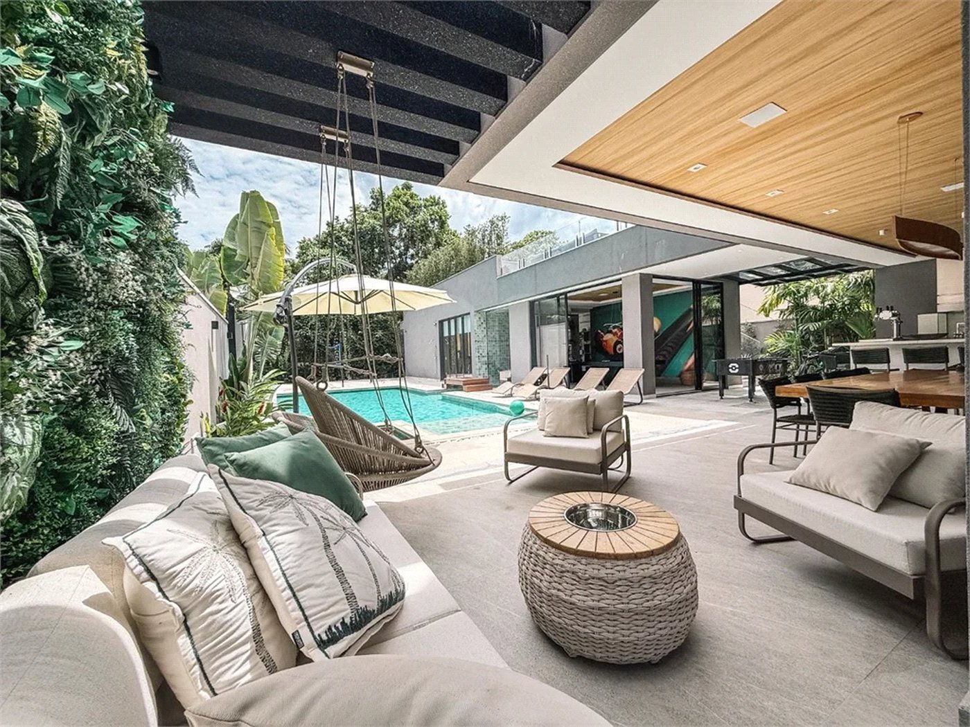 Casa à venda com 5 suítes em Riviera de São Lourenço, Bertioga, SP