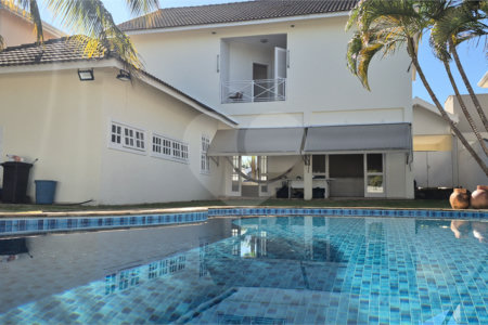 Casa à venda ou para alugar com 3 suítes no condomínio Jardim Theodora, Itu - SP