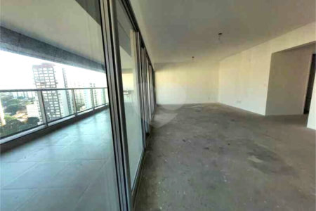 Apartamento à venda com 3 suítes em Água Branca, São Paulo, SP