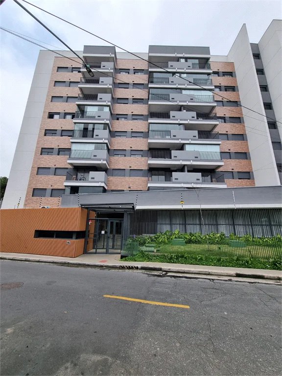 Apartamento à venda com 3 quartos, sendo 1 suíte, em Ferreira, São Paulo, SP