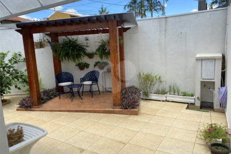 Casa à venda com 3 quartos, sendo 1 suíte, em Jardim das Palmeiras, Valinhos, SP