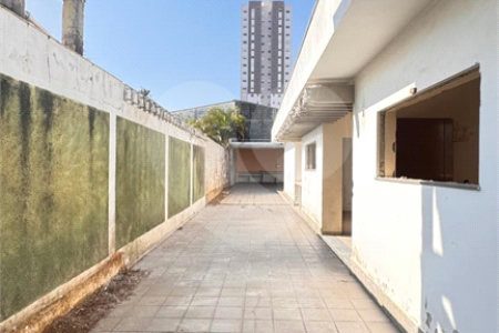 Casa para alugar com 5 quartos, sendo 2 suítes, no Centro, Suzano, SP