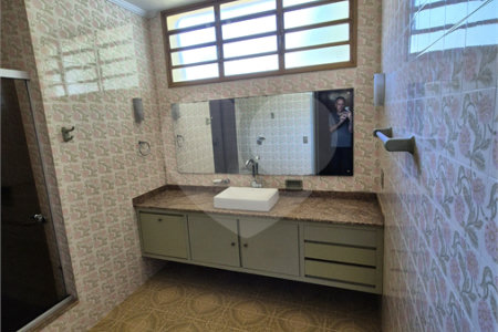 Casa à venda com 4 quartos, sendo 1 suíte, no Centro, Mogi das Cruzes, SP