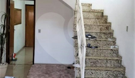 Sobrado à venda com 3 quartos, sendo 1 suíte,  em Horto Florestal, São Paulo, SP