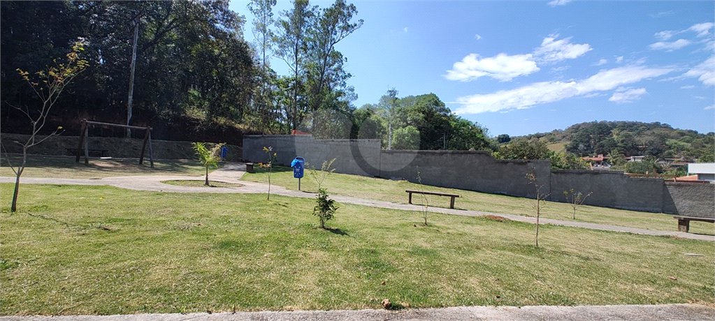 Casa Térrea à venda com 3 suítes em Boa Vista, Atibaia, SP