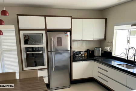 Casa à venda com 3 quartos, sendo 1 suíte, em Vila Rica, Atibaia, SP