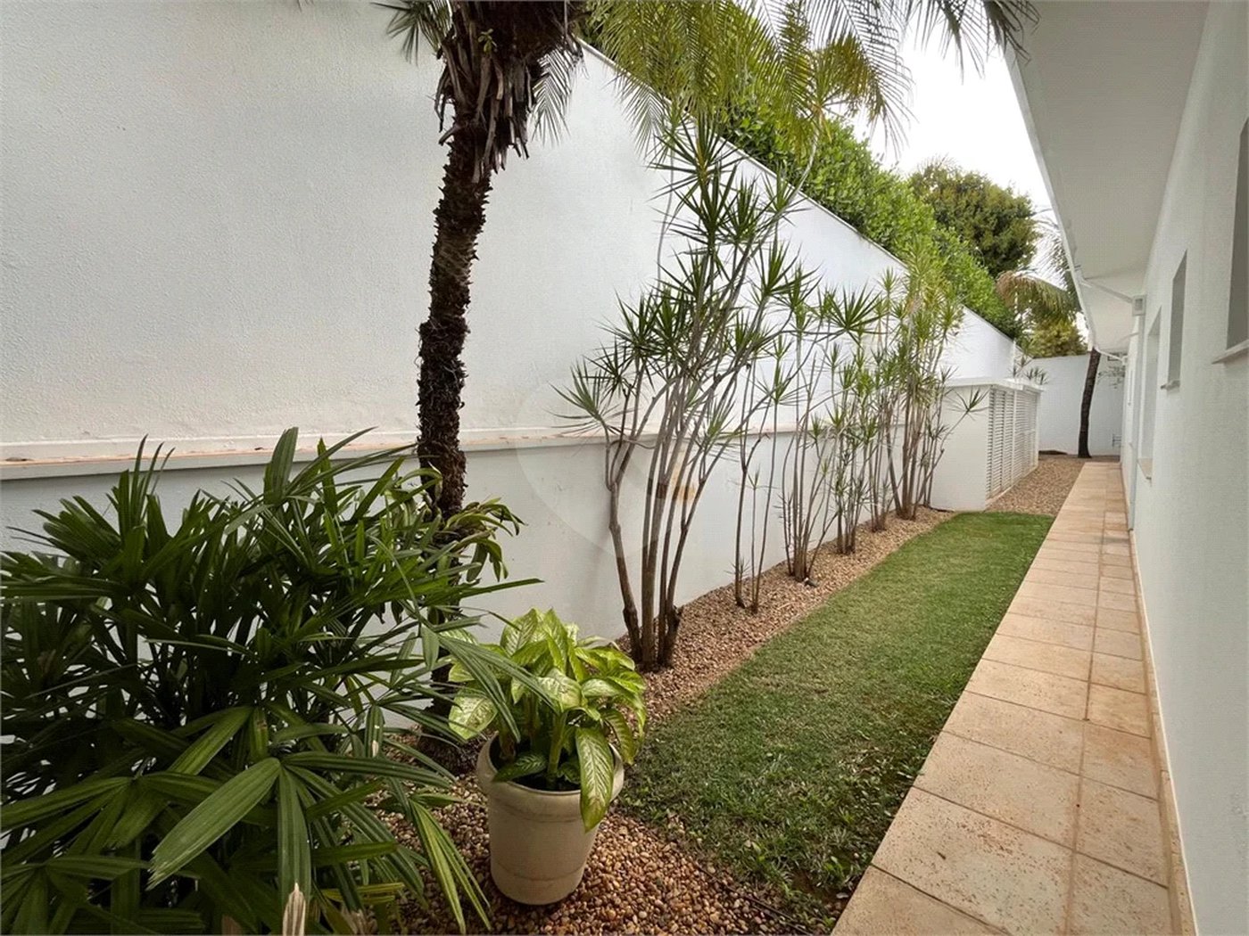 Excepcional Casa de 4 Suítes no Condomínio Monte Alegre em Piracicaba