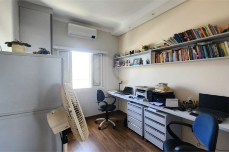 Casa à venda com 3 quartos, sendo 2 suítes, em Residencial Village Damha, Araraquara, SP