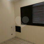 Apartamento à venda com 2 quartos no Centro, Araraquara, SP