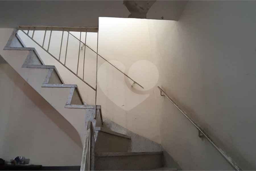 Sobrado à venda com 2 quartos em Santana, São Paulo, SP